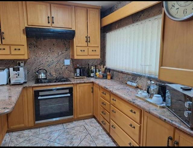 3 BEDROOM TOWNHOUSE FOR SALE IN WONDERBOOM